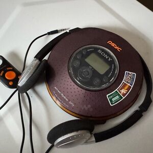 RARE Sony Psyc Portable CD Player - Dark Purple